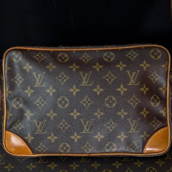 LOUIS VUITTON Trocadero 30 Monogram Canvas - Large Crossbody - Picture 5 of 16